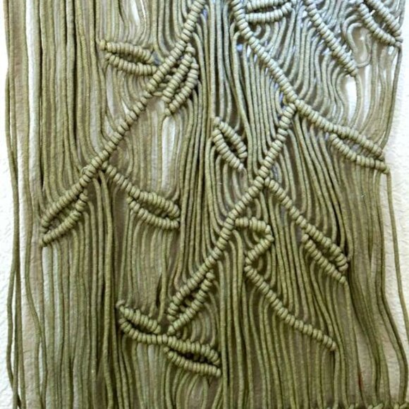 OOAK Artisanal Tapestry Wall Hanging Sage Green Macrame Botanical Leaves & Vines - Picture 7 of 7